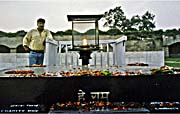Asienreisender - Gandhi's Grave